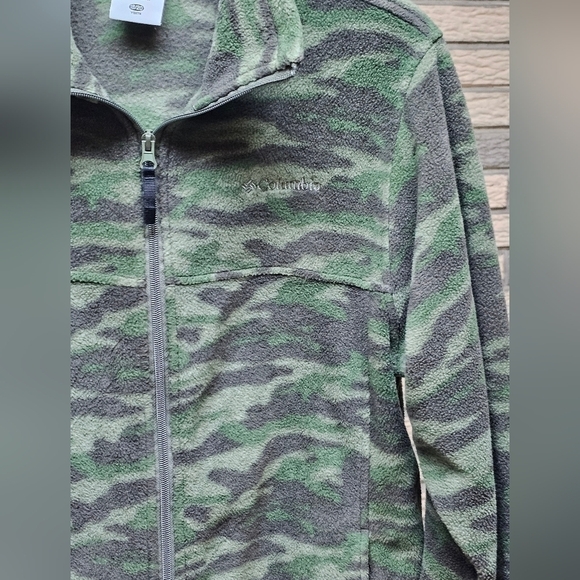 Columbia Fleece Sz 18/20 Youth Camo - Picture 5 of 6